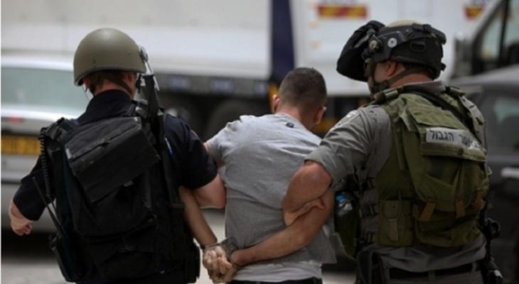 قوات الاحتلال تعتقل مواطنًا
