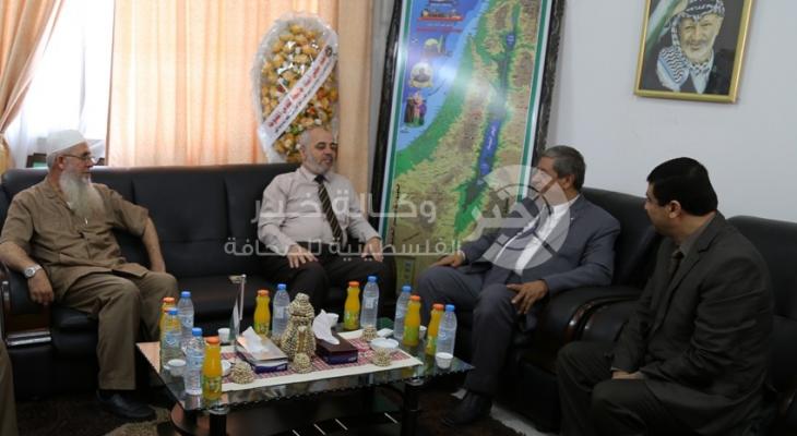 رئيس قطاع التعليم يزور جامعة الأقصى بغزة