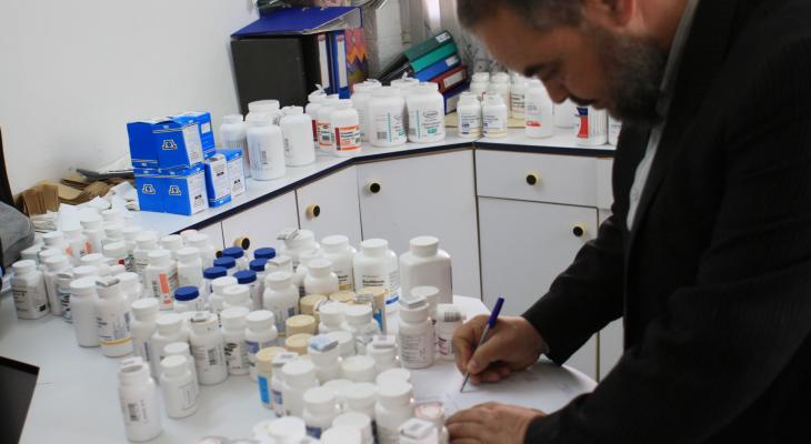 الصحة نفاذ 40% من الأدوية والمستهلكات الطبية الأساسية التي تمس حاجة المرضى بغزة