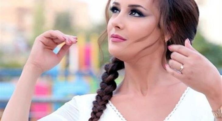 الممثلة السورية كندة حنا تشعل المواقع بصورتها