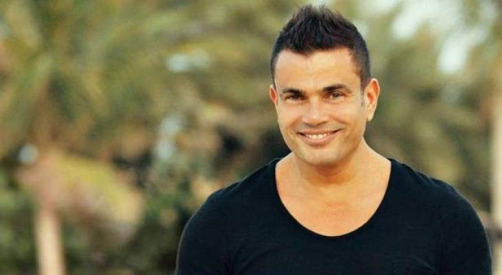 عمرو دياب يشعل مواقع التواصل بهذه الصورة.. شاهدوا كيف بدا!