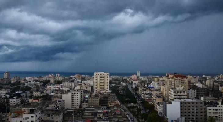 سقوط الأمطار في قطاع غزة