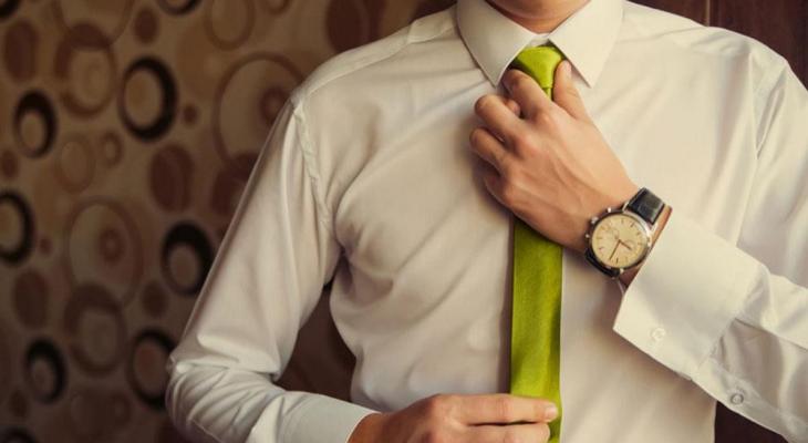 تحذير : أطباء يرصدون ما تفعله "ربطة" العنق بجسم الإنسان