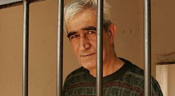 "إدارة السجون" تُجدد العزل الانفرادي للأسير أحمد سعدات 