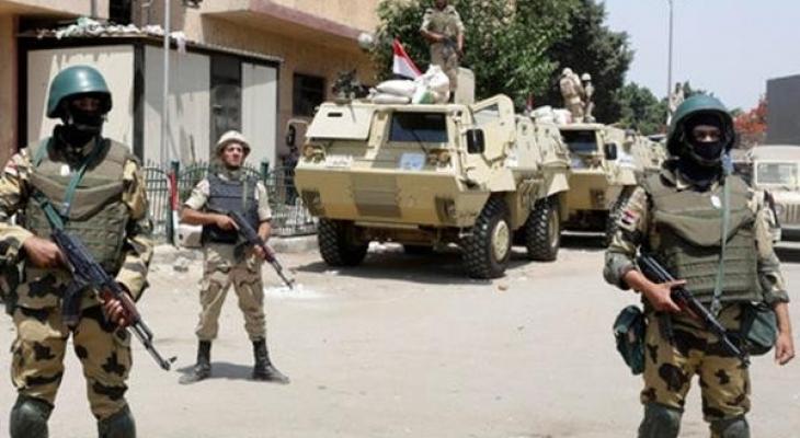 10 شهداء في هجوم إرهابي استهدف قوات الجيش المصري بسيناء