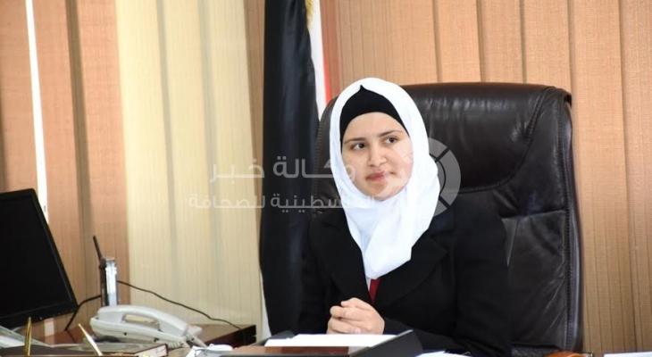 طالبة من مدرسة بنات كفر الديك الثانوية  تتسلم مهام محافظ سلفيت ليوم واحد