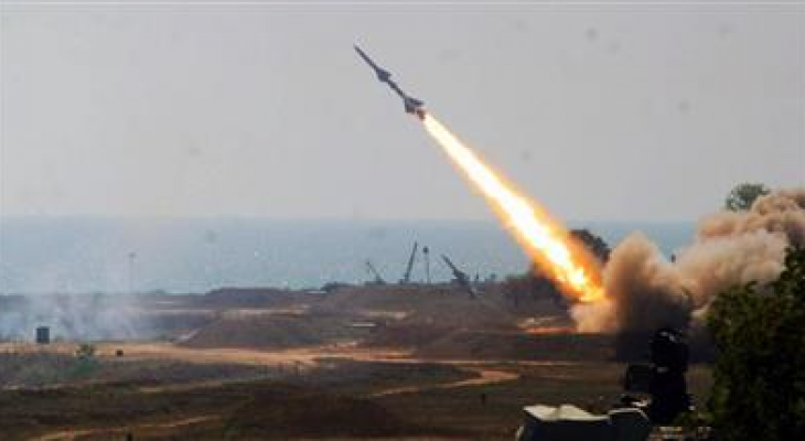 مسؤول أمريكي: إيران اختبرت صاروخًا بالستيًا مضادًا للسفن.png