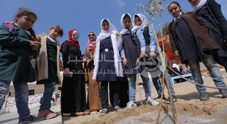 بالصور: بلدية غزة تدعو المواطنين للمشاركة الفاعلة في التوعية البيئية