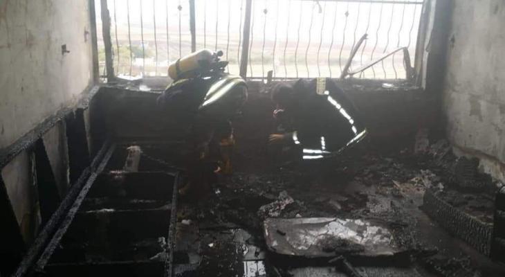 الدفاع المدني يُخمد حريق بمنزل في بلدة اليامون غرب جنين