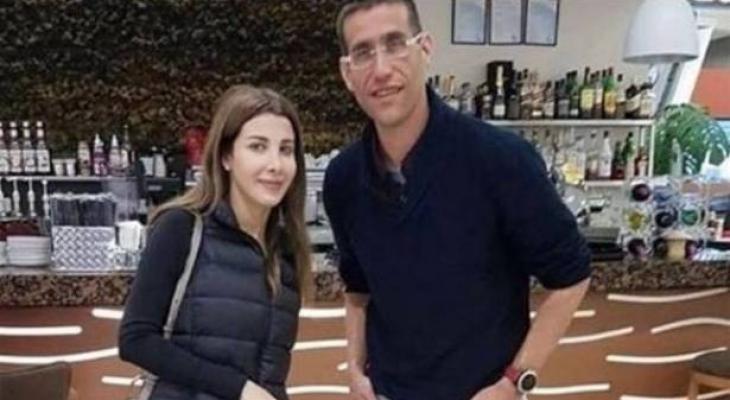 الاسرائيلي صاحب الصورة مع نانسي يفضحها: هذا ما كشفه بأول تصريح!