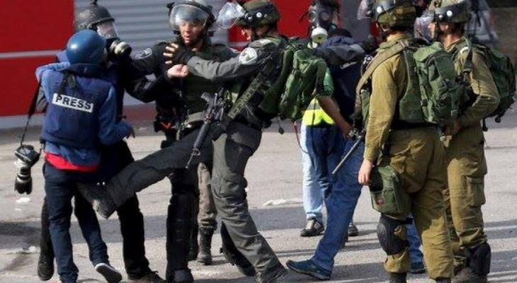نقابة الصحفيين تستنكر اعتداء قوات الاحتلال على الصحفيين