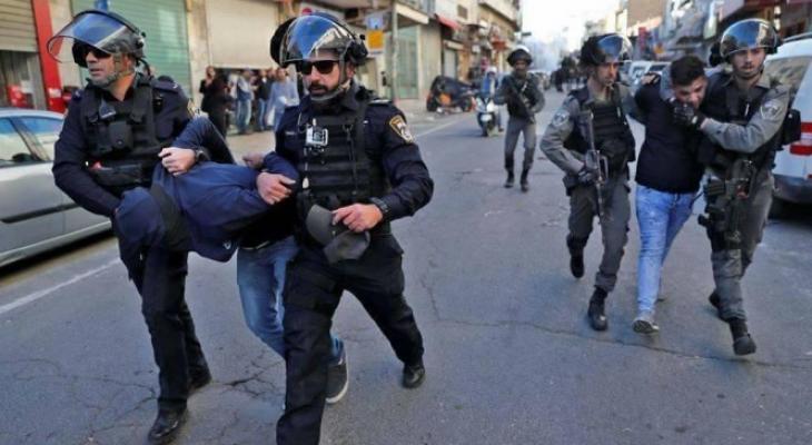 شرطة الاحتلال تعتقل.jpg