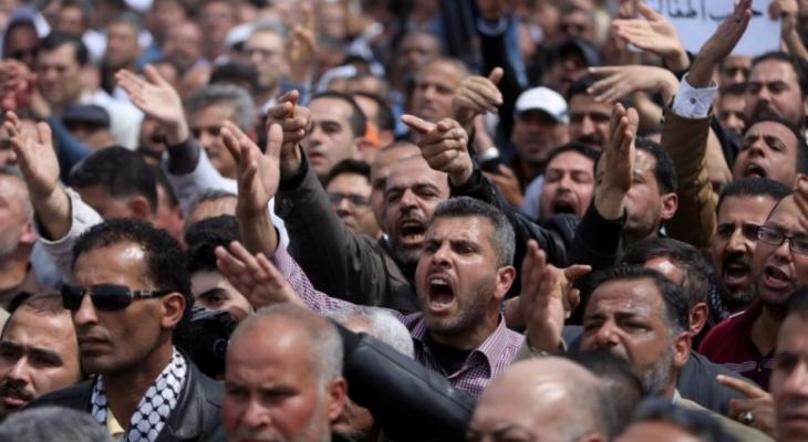 الحلو يكشف عن وقف العمل بقانون التقاعد المبكر للموظفين المدنيين بغزة