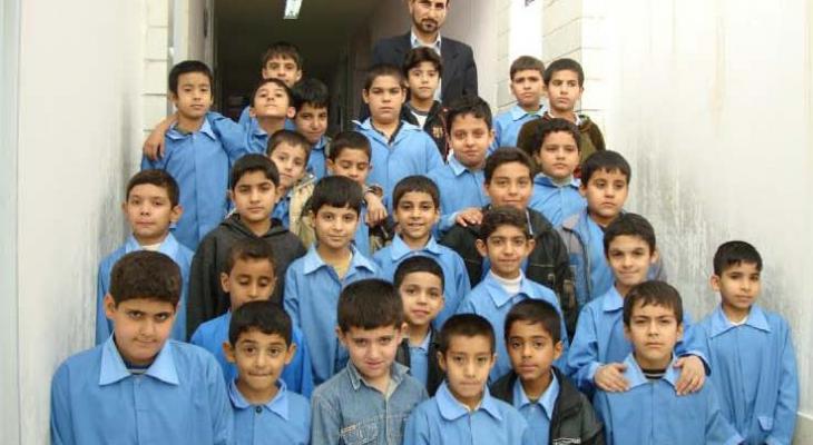 "إيران" تمنع تدريس اللغة الإنجليزية في مدارسها الإبتدائية 