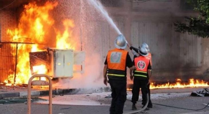 صورة: اندلاع حريق هائل داخل شقة سكنية في خانيونس