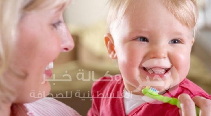 العناية بأسنان الأطفال