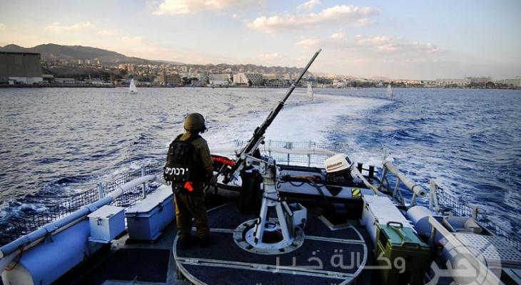 بحرية الاحتلال تطلق النار على الصيادين 
