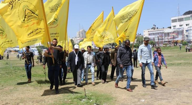 بالصور: الجناح العسكري لـ"فتح" ينظم مسيراً تضامنياً مع الأسرى