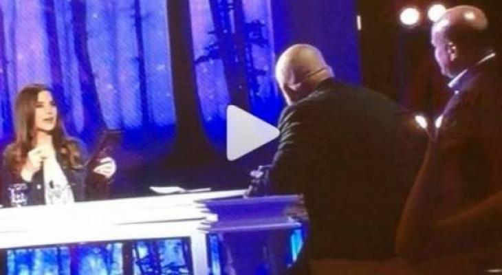 بالفيديو : ميريام كلينك تكذب إعلامي شهير نفى محاولة الخروج معها!