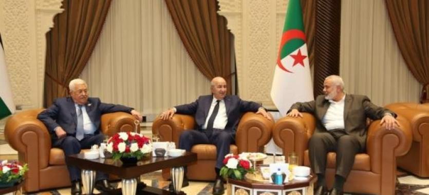 الرئيس عباس وهنية في الجزائر.jpg