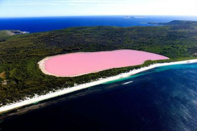 14-Lake-Hillier-Australia