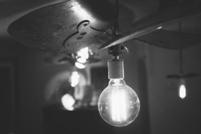 black-and-white-lights-light-bulb-idea-large