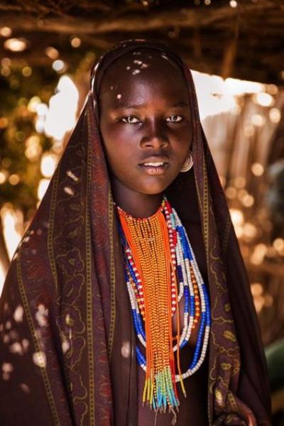 a-2013-trip-to-ethiopia-inspired-her-to-return-to-photography-which-she-had-abandoned-after-her-teachers-at-university-discouraged-her-from-pursuing-it-professionally-376x564.jpg