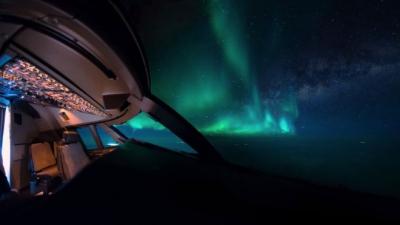 _95132099_aurora-cockpit-milkyway-night-wideangle-vanheijst_1600px.jpg