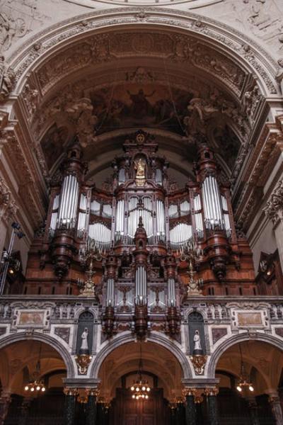 church-organ-ceiling-catholicism-161296.jpeg