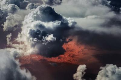 _95132106_weather-clouds-sahara-desert-orange-vanheijst_1600px.jpg