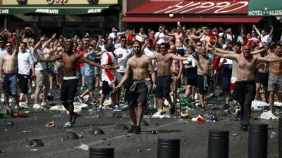 _93125580_france_marseille_marseillefrance-june11_englandfansthrowbottlesandclashwithpoliceaheadofthegameagainstrussiala