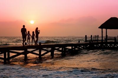 family-pier-man-woman-39691-large