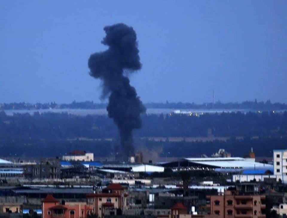 متابعة مستمرة: طائرات الاحتلال الحربية تُجدّد قصفها مواقع ومقار في غزّة