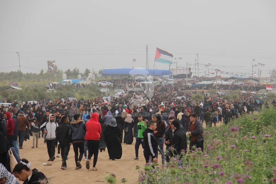 بالفيديو والصور: 4 شهداء وعشرات الإصابات بقمع الاحتلال مليونية الأرض والعودة شرق غزّة