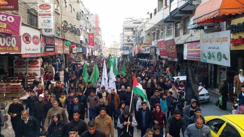 مسيرة دعم وتأييد لعملية سلفيت البطولية في غزة