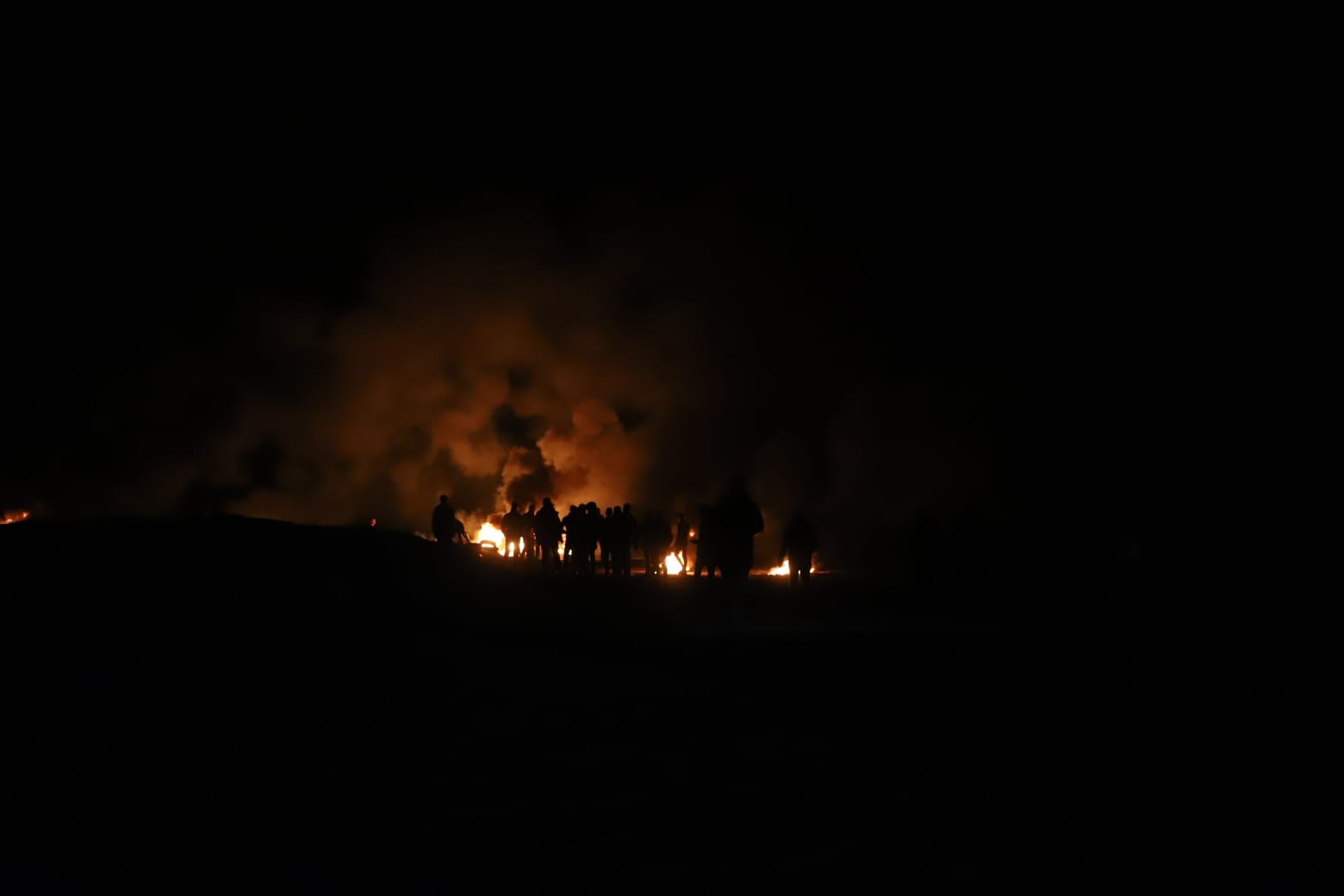 شاهد بالصور: وحدة الإرباك الليلي تُصدر تنويهاً مهماً بشأن عملها على حدود غزّة