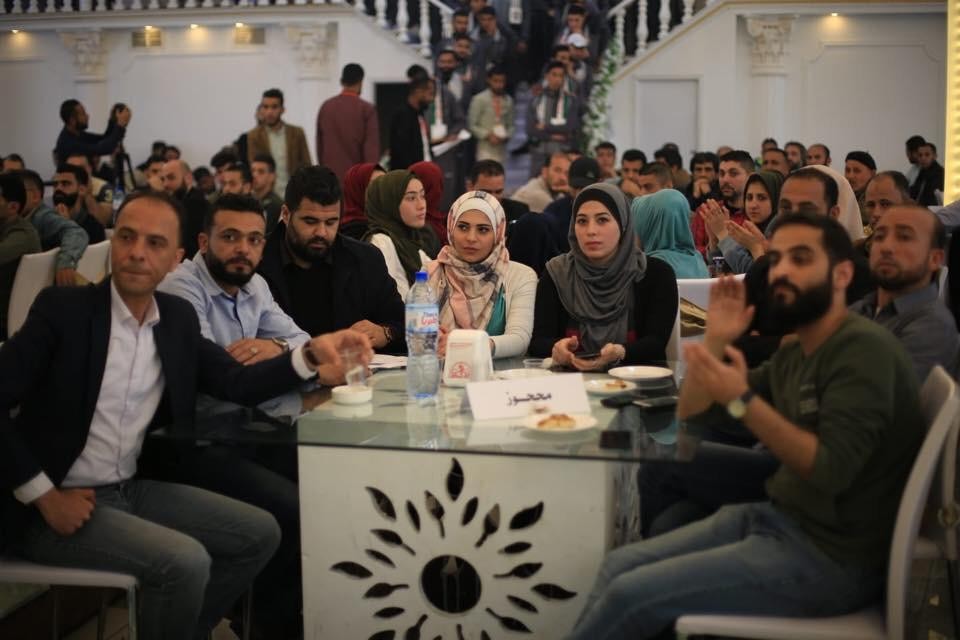 بالصور: مجلس الشباب بالتيار الإصلاحي يُنظم حفلاً لتوزيع منحة النائب دحلان