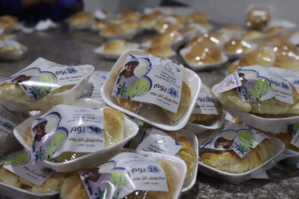 مركز فتا يقدم وجبة إفطار لطلبة المدارس في قطاع غزّة