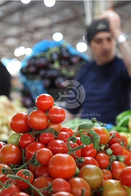 شاهد: عدسة وكالة "خبر" ترصد أجواء قبل الإفطار في أسواق رام الله