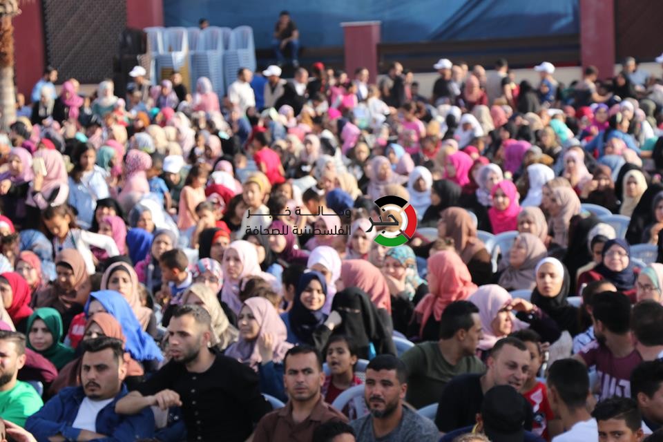 شاهد بالفيديو والصور: مهرجان دفع دية "40" شهيداً من ضحايا أحداث الانقسام في غزّة