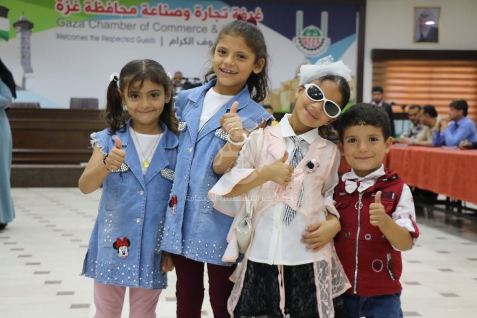 بالصور: الأيادي البيضاء تُقيم حفلاً ترفيهياً لأطفال غزّة