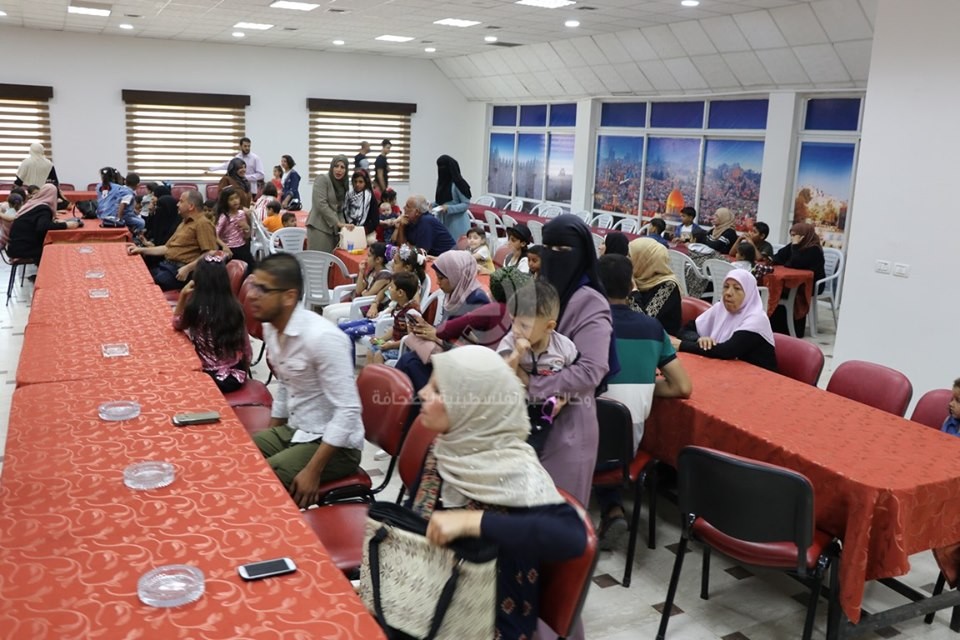 بالصور: الأيادي البيضاء تُقيم حفلاً ترفيهياً لأطفال غزّة