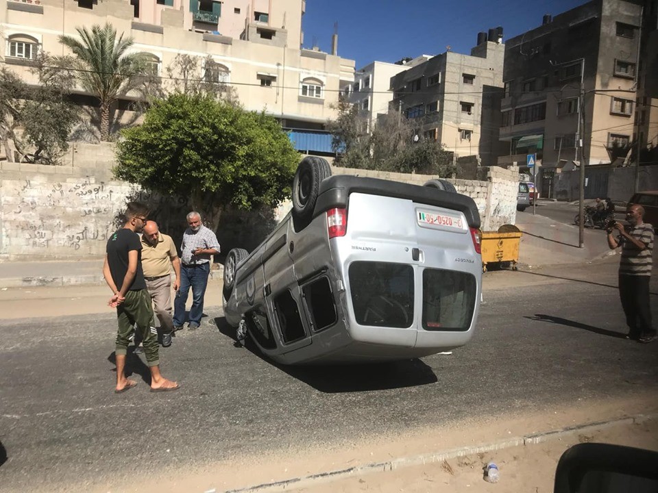 إصابة 3 مواطنين جراء حادث سير في غزّة