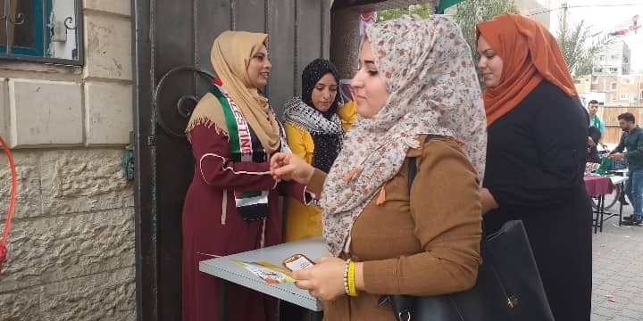 بالصور: شبيبة "فتح" تستقبل طلبة وأساتذة جامعة غزّة