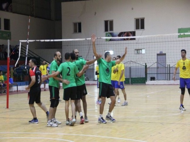 فوزان للصداقة وخدمات جباليا بدوري جوال لكرة الطائرة بغزة