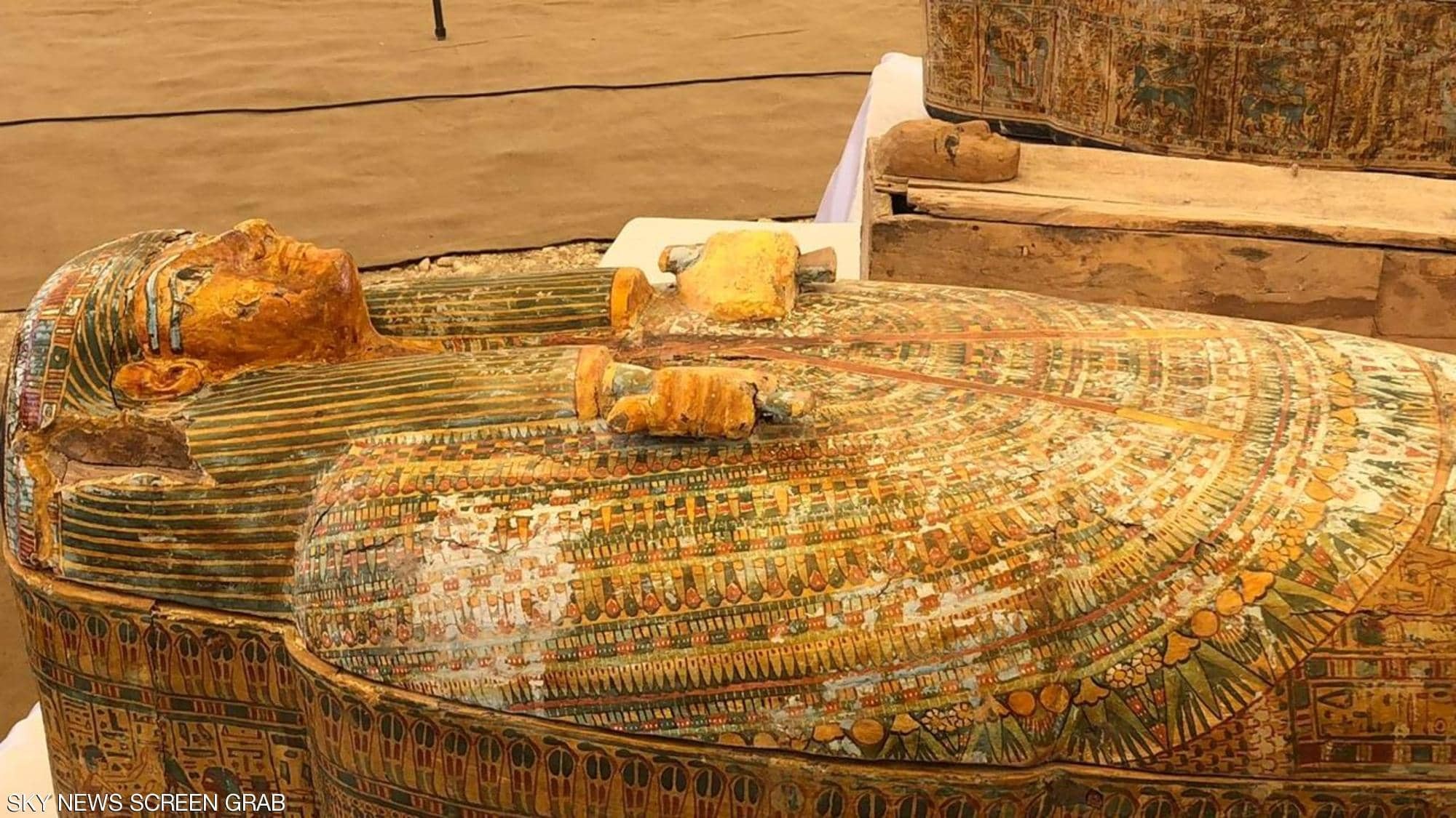 بالصور| مصر: كشف أثري "ضخم" لتوابيت فرعونية