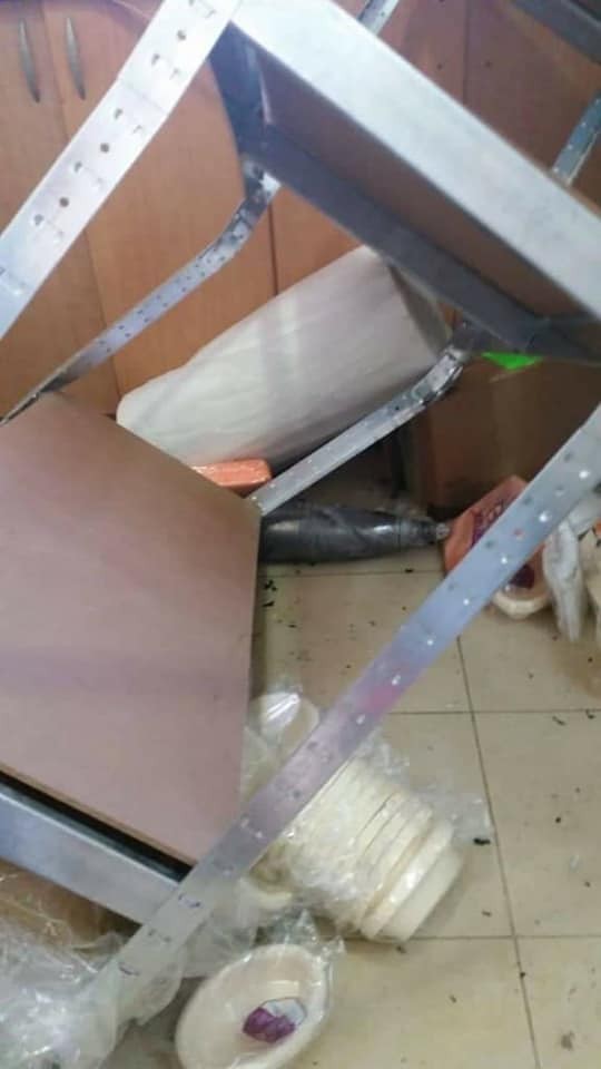 تضرر منزل في "غلاف غزة" جراء تعرضه لقذائف طائشة