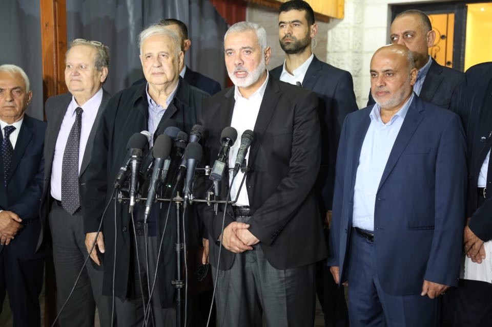 "حماس" تكشف عن سبب إرجاء ردّها الإيجابي على رسالة الرئيس بشأن الانتخابات