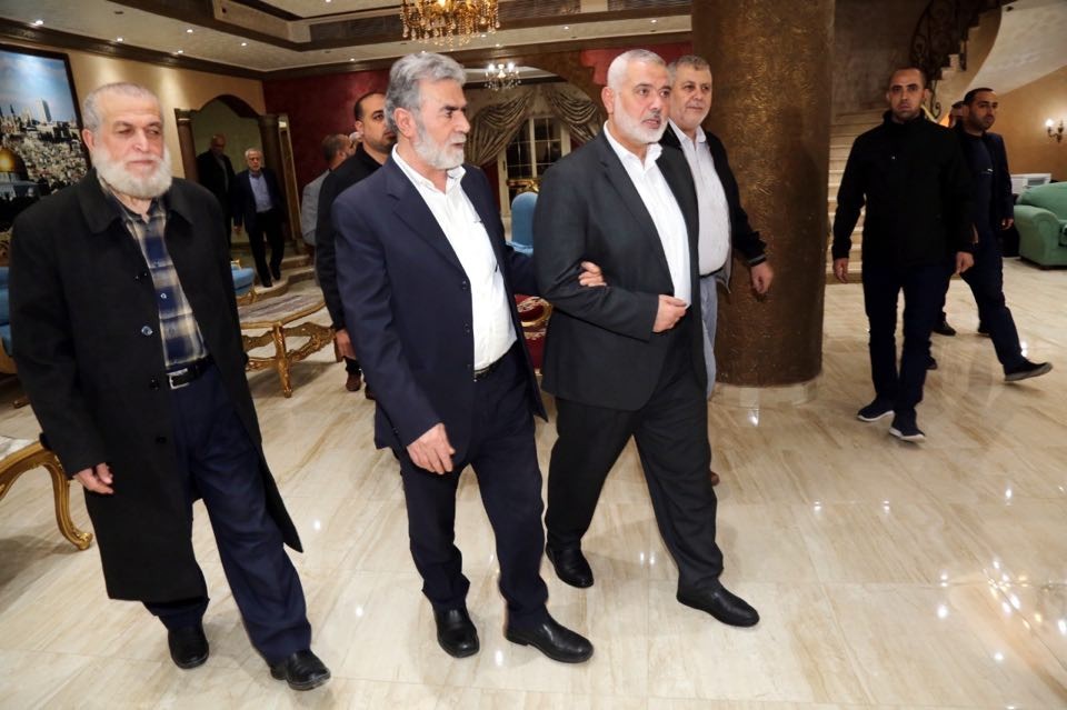 شاهد: قيادة حماس والجهاد تبحثان ملفات فلسطينية مهمة في القاهرة