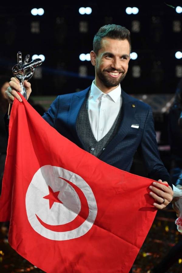 بالفيديو والصور: التونسي "مهدي عياشي" أحلى صوت في الموسم الخامس من the Voice